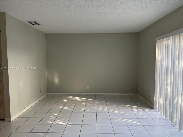Home for rent at 17432 SW 140th Ct - photo 6099741