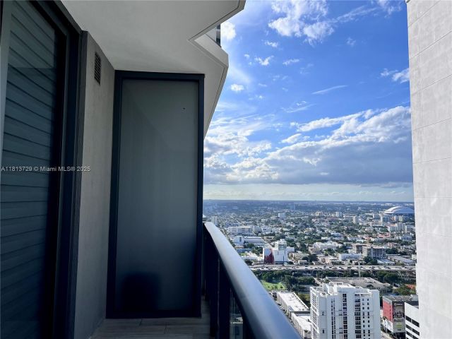 Apartment for rent  Unit #4109 - photo 6102028