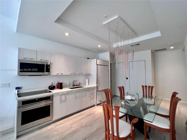 Apartment for rent  Unit #4109 - photo 6102035