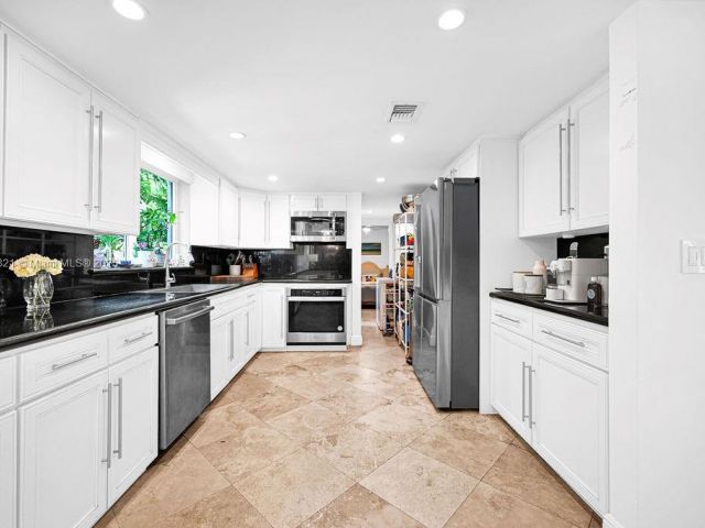 Home for sale at 1450 Ortega Avenue - photo 6158634