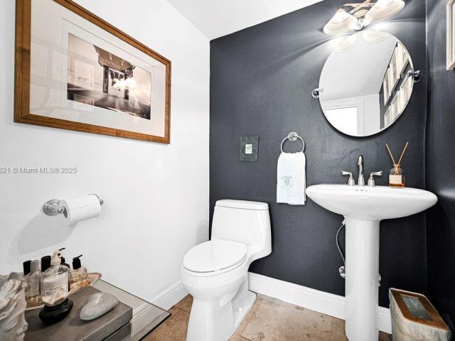 Home for sale at 1450 Ortega Avenue - photo 6158654