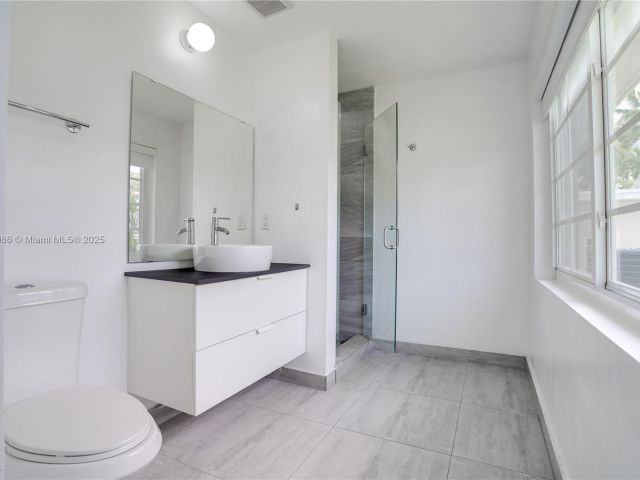 Home for sale at 1201 S Biscayne Point Rd - photo 6121277