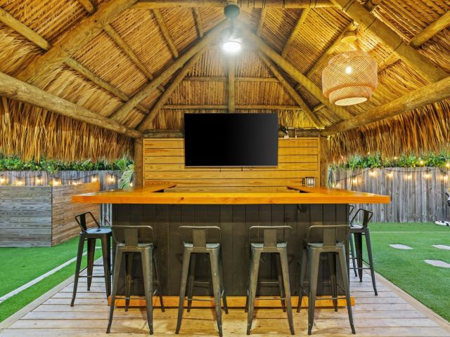 Home for sale at 1646 NE 3rd Avenue - photo 6110623