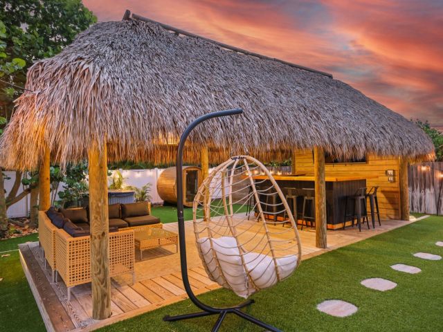 Home for sale at 1646 NE 3rd Avenue - photo 6110626