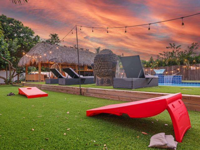 Home for sale at 1646 NE 3rd Avenue - photo 6110628