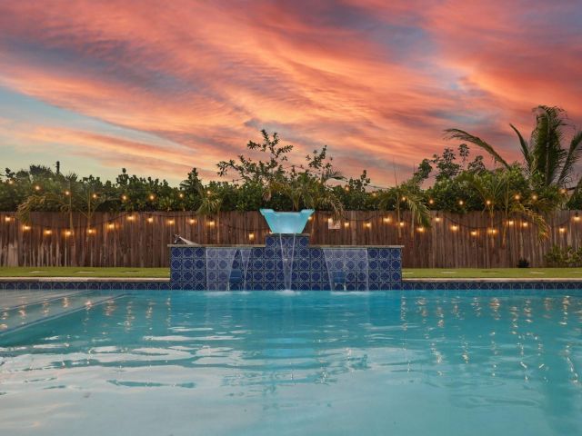 Home for sale at 1646 NE 3rd Avenue - photo 6110632