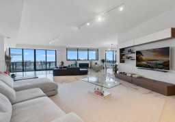 Apartment #1703 at Porsche Design Tower