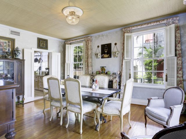 Home for sale at 284 Queens Court - photo 6135399