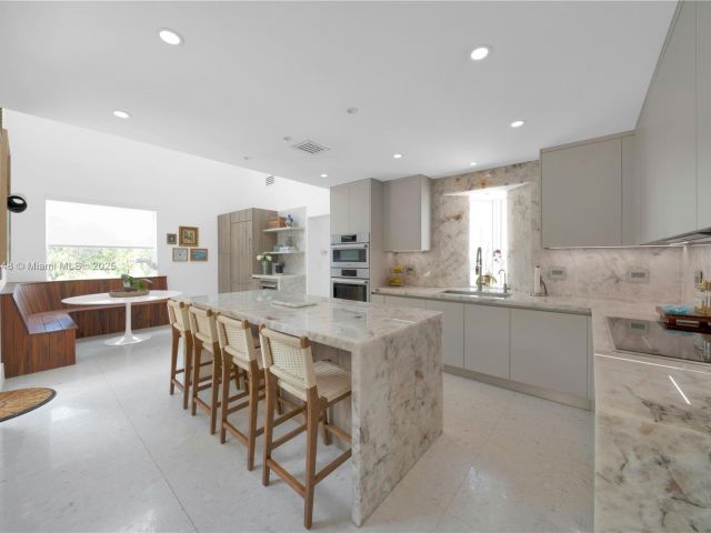 Home for sale at 6320 Dolphin Dr - photo 6101496