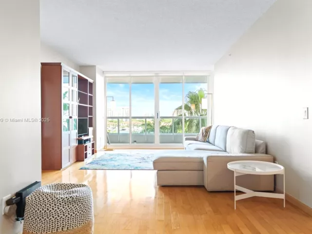 Apartment for sale  Unit #707 - photo 6106129