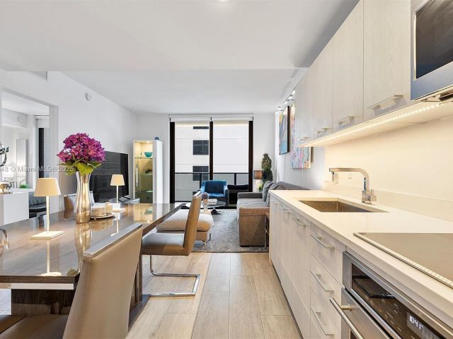 Apartment for sale  Unit #1510 - photo 6102019