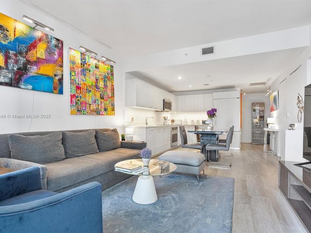 Apartment for sale  Unit #1510 - photo 6102024