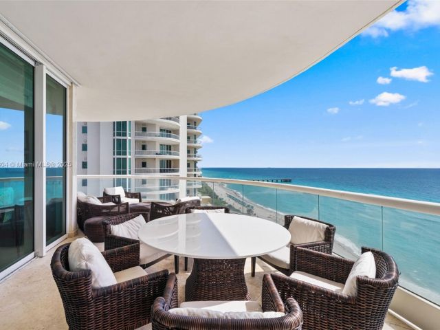 Apartment for sale  Unit #1101 - photo 6104510