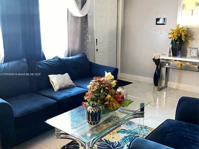 Home for rent at 710 N 66th Ter - photo 6102960