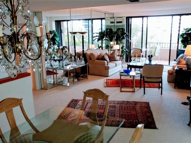 Apartment for rent  Unit #335 - photo 6111334