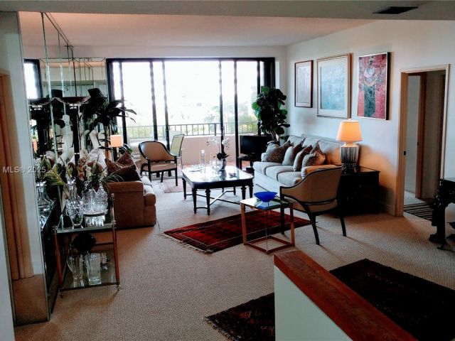 Apartment for rent  Unit #335 - photo 6111337