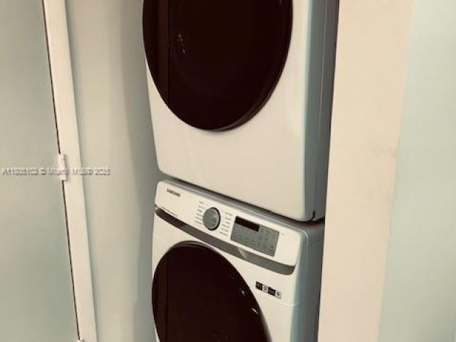 Apartment for rent  Unit #2412 - photo 6110777