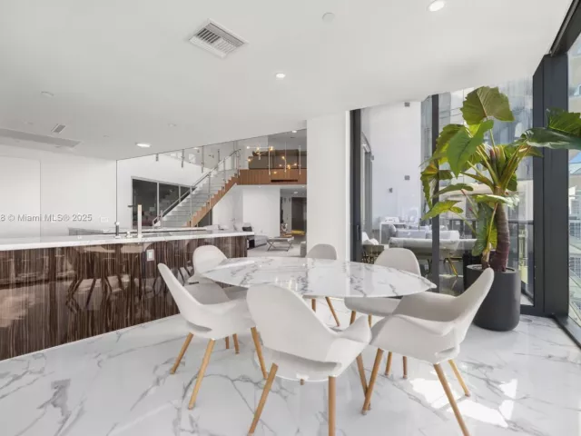 Apartment for rent  Unit #4603 - photo 6103784