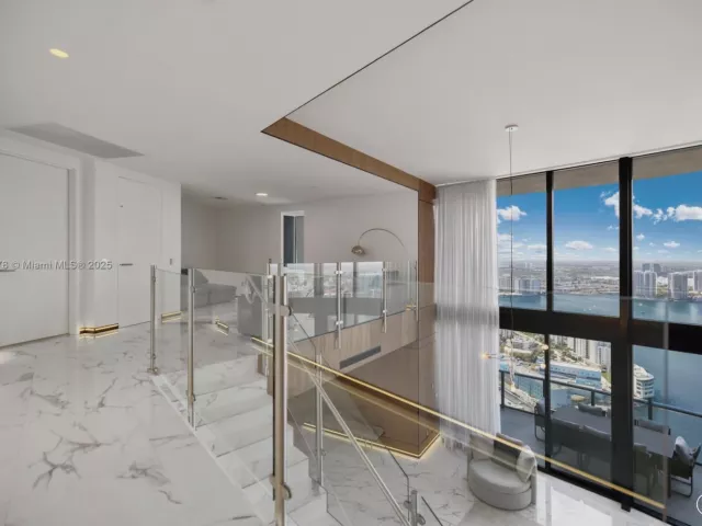 Apartment for rent  Unit #4603 - photo 6103778