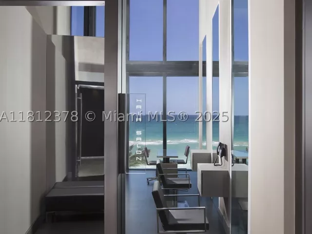 3-bedroom condo for rent in Sunny Isles Beach - 18555 Collins Ave 4603 - MondialRealty