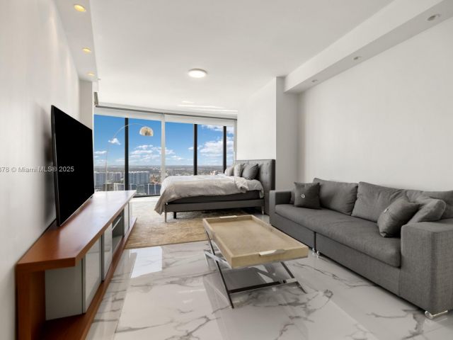 Apartment for rent  Unit #4603 - photo 6103775