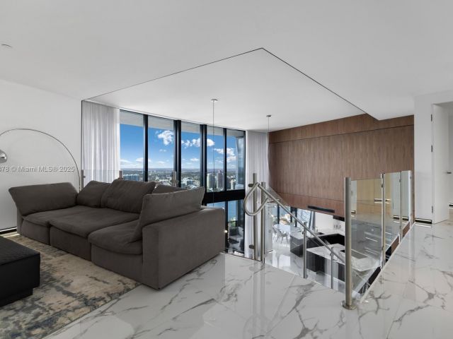 Apartment for rent  Unit #4603 - photo 6103776