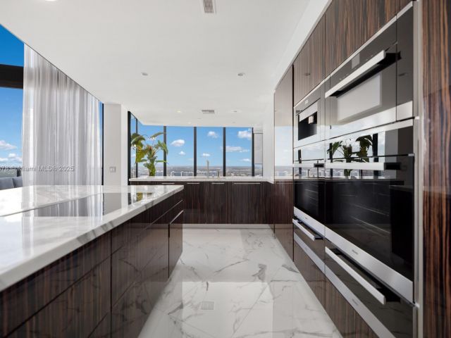 Apartment for rent  Unit #4603 - photo 6103786