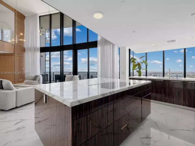 Apartment for sale  Unit #4603 - photo 6103842