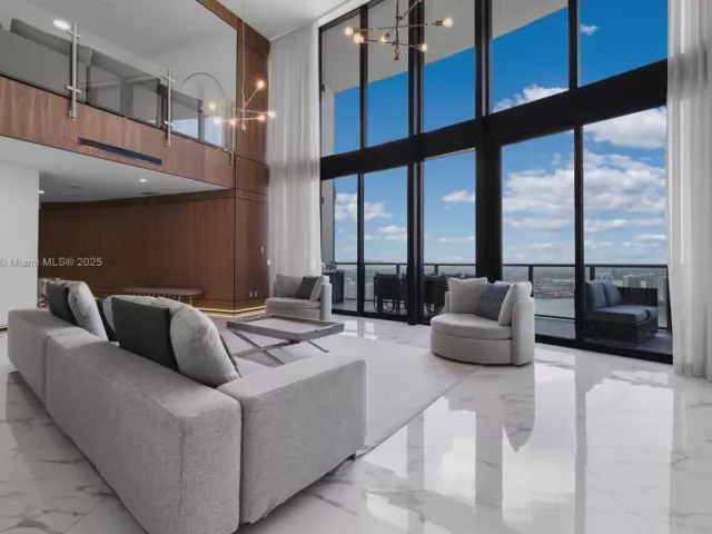 Apartment for sale  Unit #4603 - photo 6103845