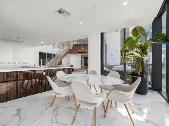 Apartment for sale  Unit #4603 - photo 6103835