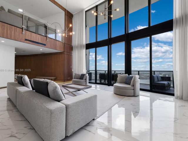 Apartment for sale  Unit #4603 - photo 6103845