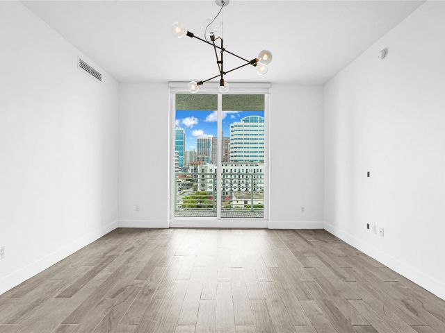 Apartment for sale  Unit #805 - photo 6112071