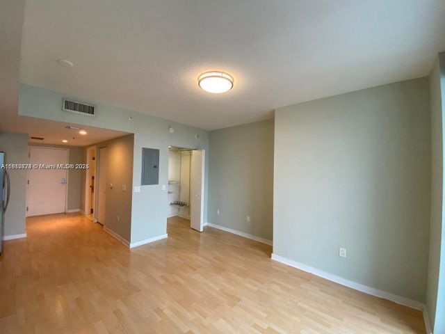 Apartment for sale  Unit #3306 - photo 6106658