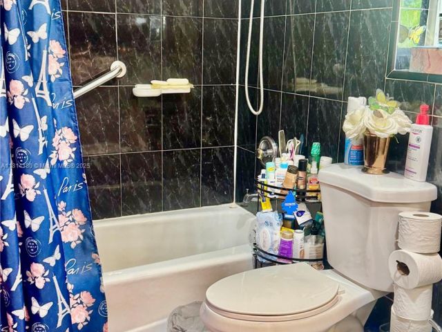 Home for sale at 220 NW 130th Ave - photo 6110108