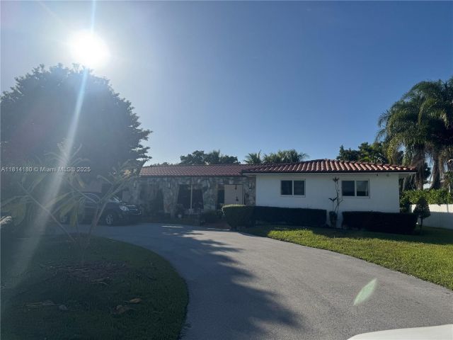 Home for sale at 220 NW 130th Ave - photo 6110120