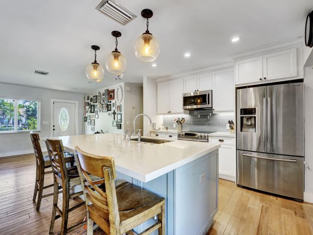 Home for sale at 1260 SW 17th Street - photo 6216392