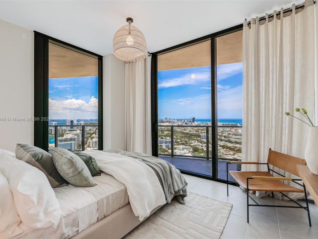 Apartment for sale  Unit #3603 - photo 6106040