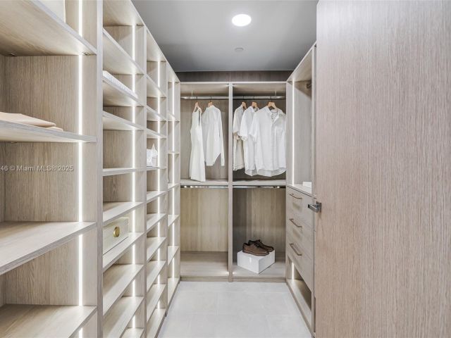 Apartment for sale  Unit #3603 - photo 6106046