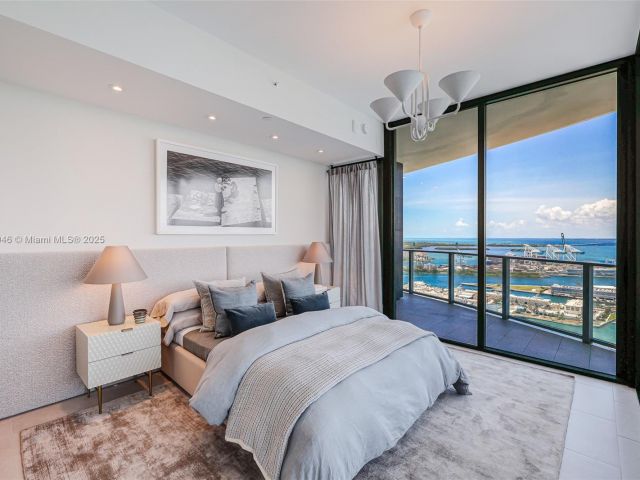 Apartment for sale  Unit #3603 - photo 6106050