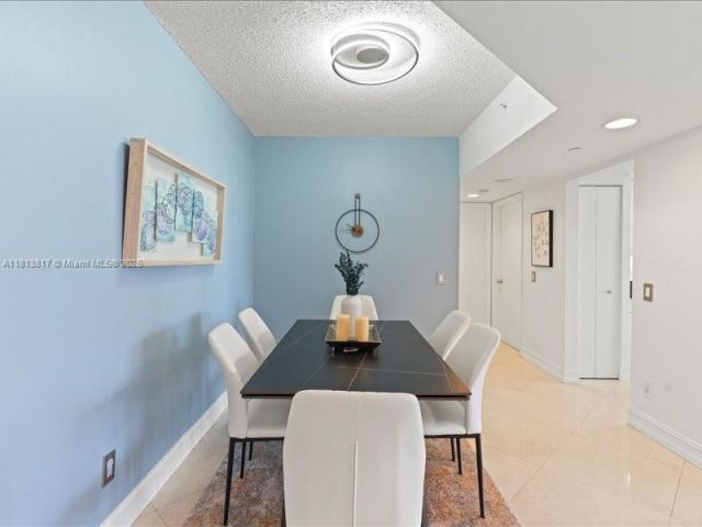 Apartment for sale  Unit #1007 - photo 6106136