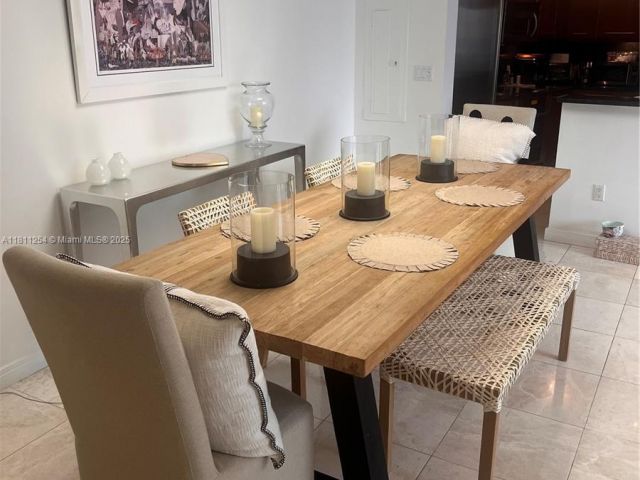 Apartment for rent  Unit #2701 - photo 6482367