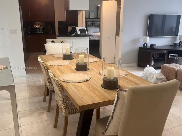 Apartment for rent  Unit #2701 - photo 6482369