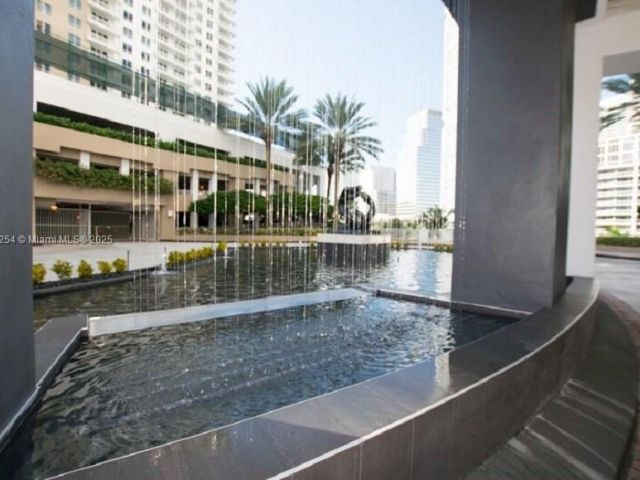 Apartment for rent  Unit #2701 - photo 6482375