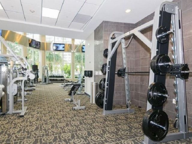 Apartment for rent  Unit #2701 - photo 6482379