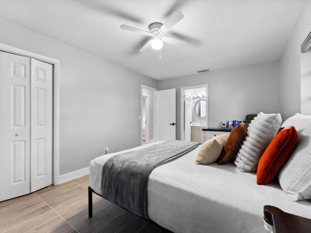 Home for sale at 4501 N Australian Avenue - photo 6115941