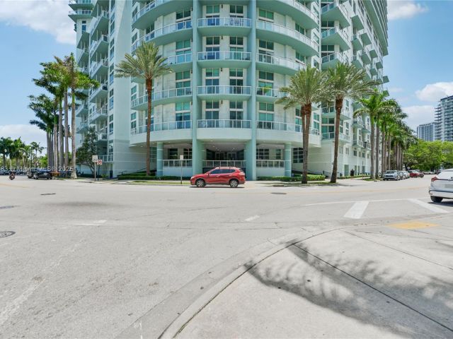 Apartment for sale  Unit #1511 - photo 6107436