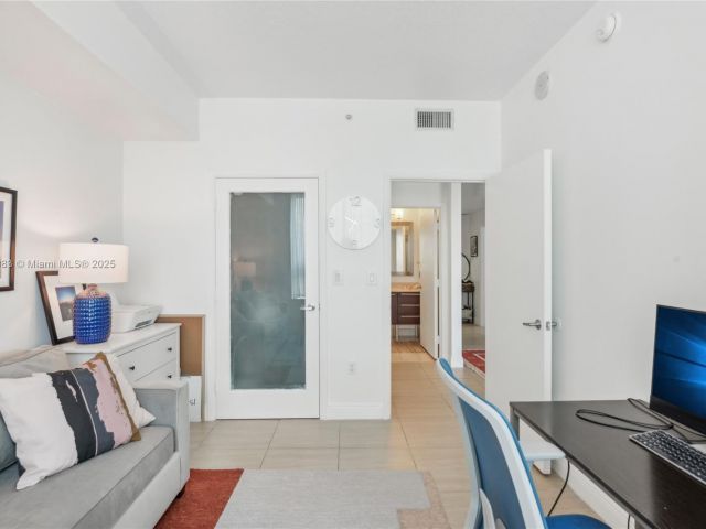 Apartment for sale  Unit #1511 - photo 6107439