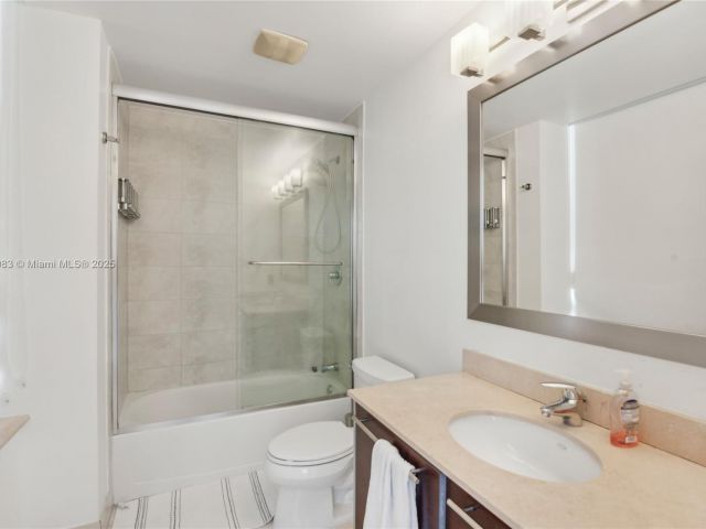 Apartment for sale  Unit #1511 - photo 6107441