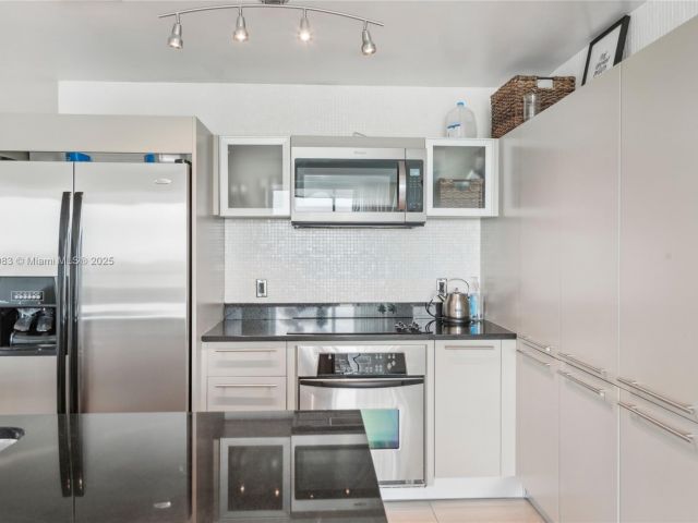 Apartment for sale  Unit #1511 - photo 6107445