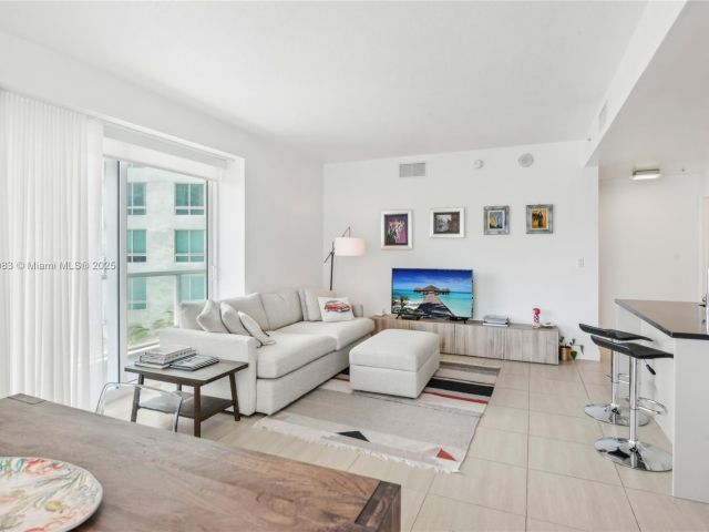 Apartment for sale  Unit #1511 - photo 6107451